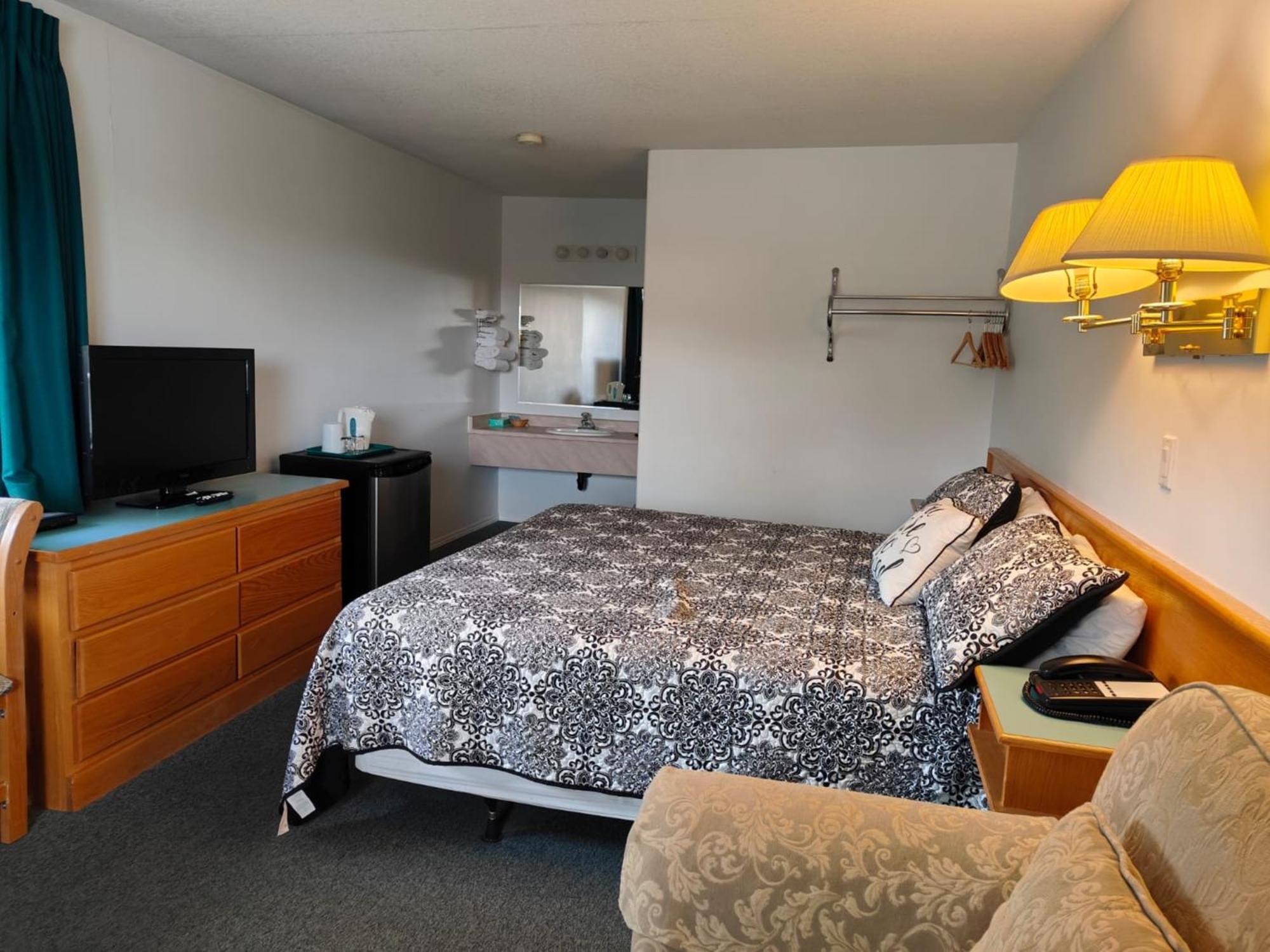 Ponderosa Motor Inn ゴールデン エクステリア 写真